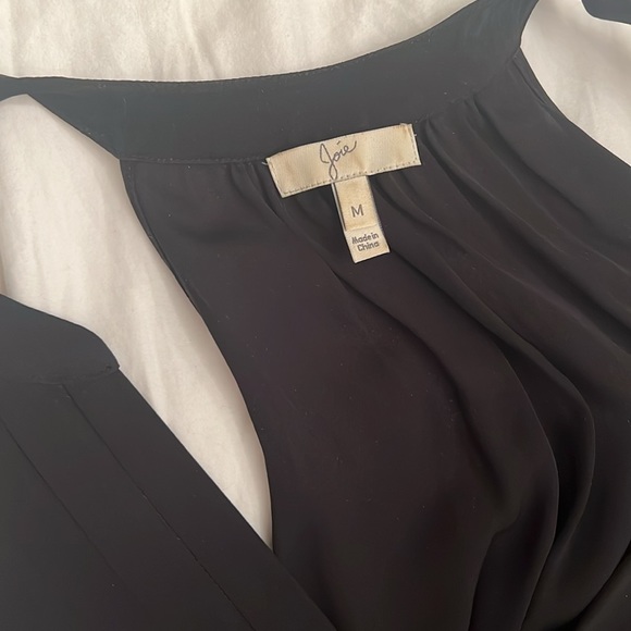 Black, sleeveless Joie blouse. Flowy with hugged fit at waist. Mint condition. - Picture 3 of 4